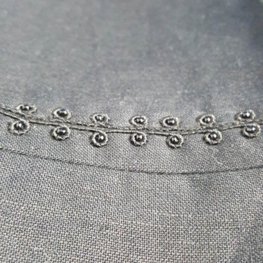NWT Tribal FAVORITE Black Linen Blend Capri Crop Pants (6) - Picture 5 of 10